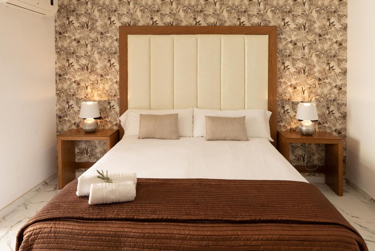 Hotel Roger De Flor By Seleqtta Лорет де Мар Екстериор снимка
